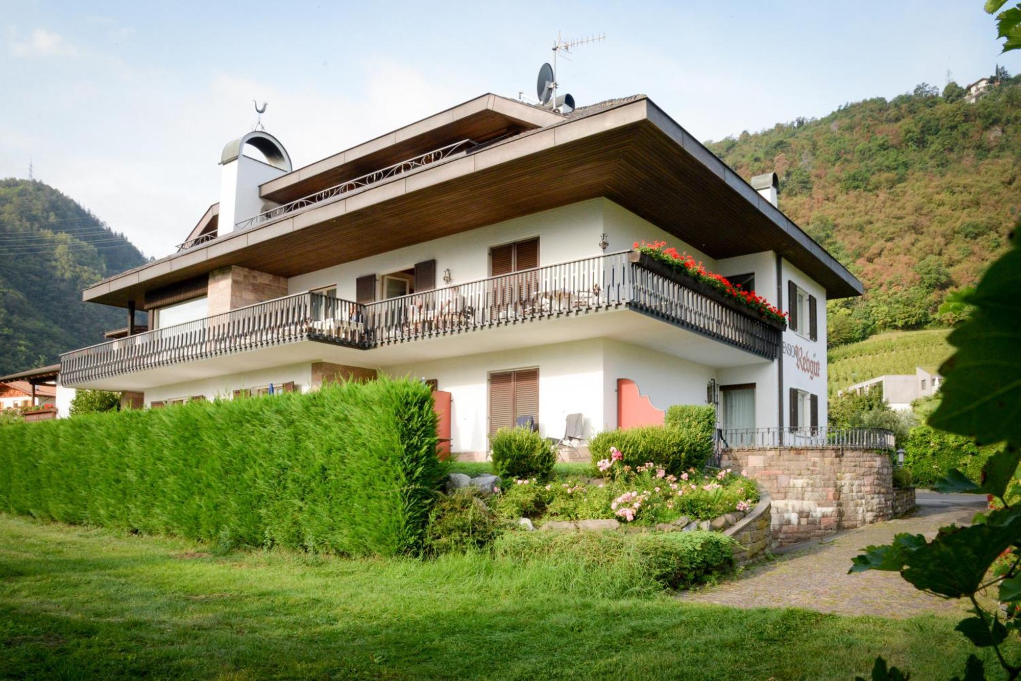 Pension Rebgut Bed and Breakfast Lana Esterno foto