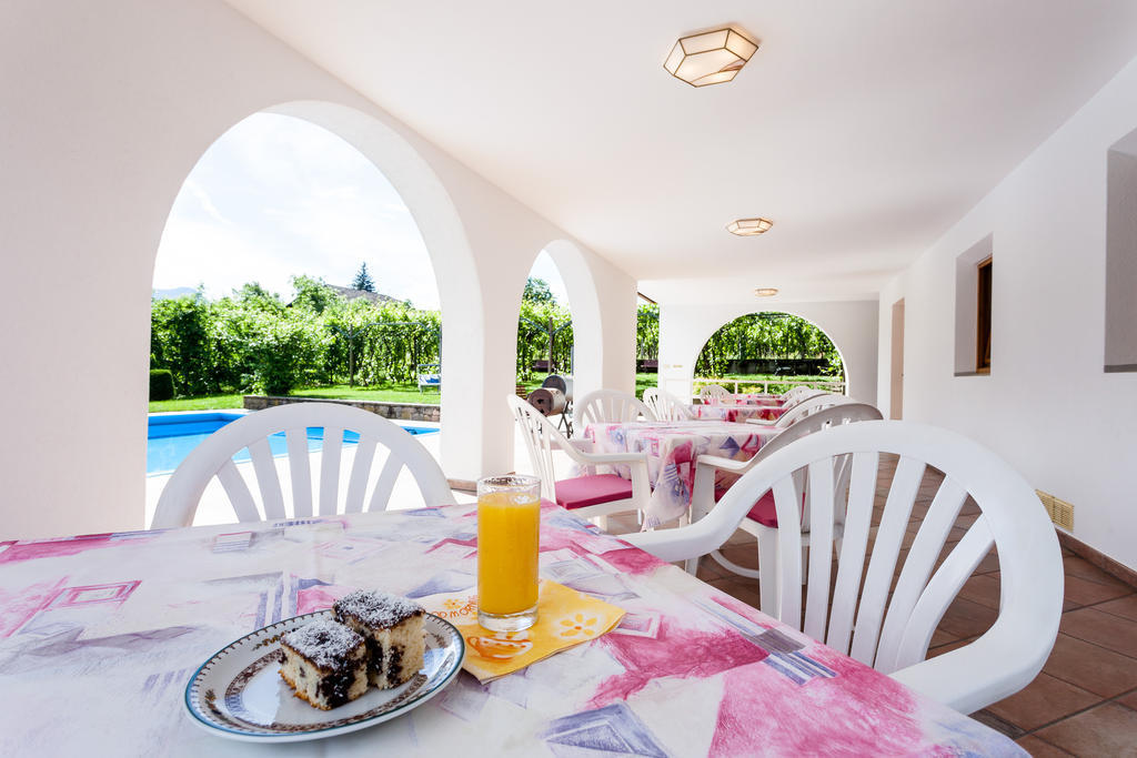 Pension Rebgut Bed and Breakfast Lana Esterno foto
