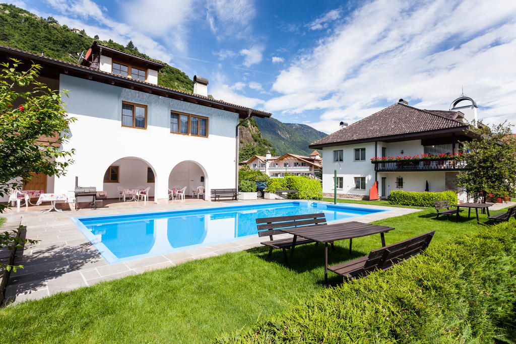 Pension Rebgut Bed and Breakfast Lana Esterno foto