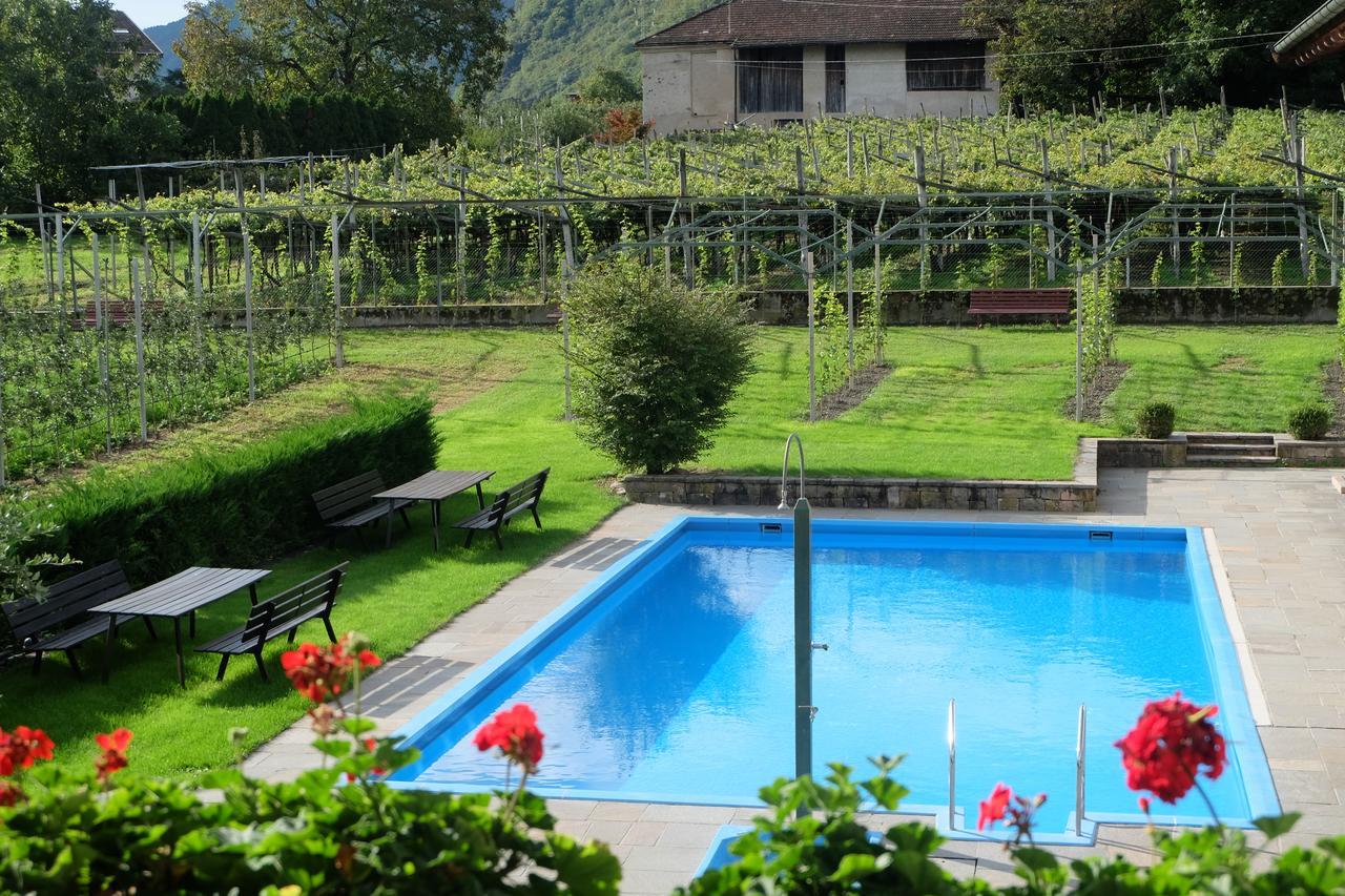 Pension Rebgut Bed and Breakfast Lana Esterno foto